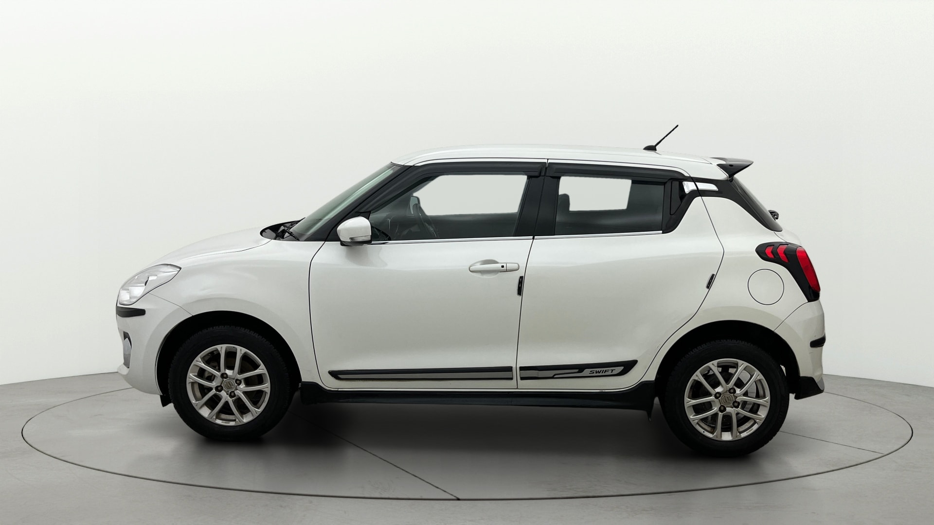 View 2023 Maruti Suzuki 1000 Base Variant Image 5 Used 2023 Maruti Suzuki 1000 Base Variant Image 5