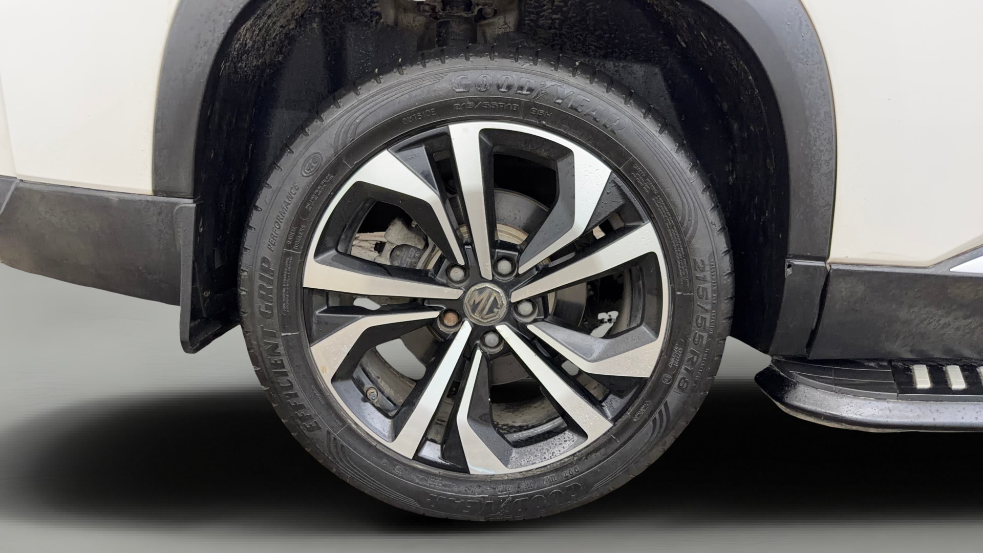 View 2023 MG Hector Plus Sharp Pro 7 Seater CVT Petrol Image 35 Used 2023 MG Hector Plus Sharp Pro 7 Seater CVT Petrol Image 35