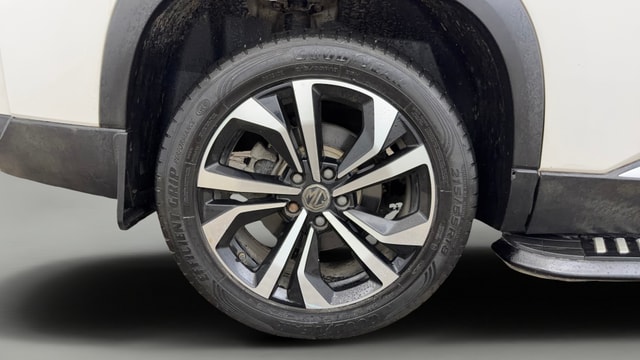View MG Hector Plus Image 35 Used MG Hector Plus Image 35