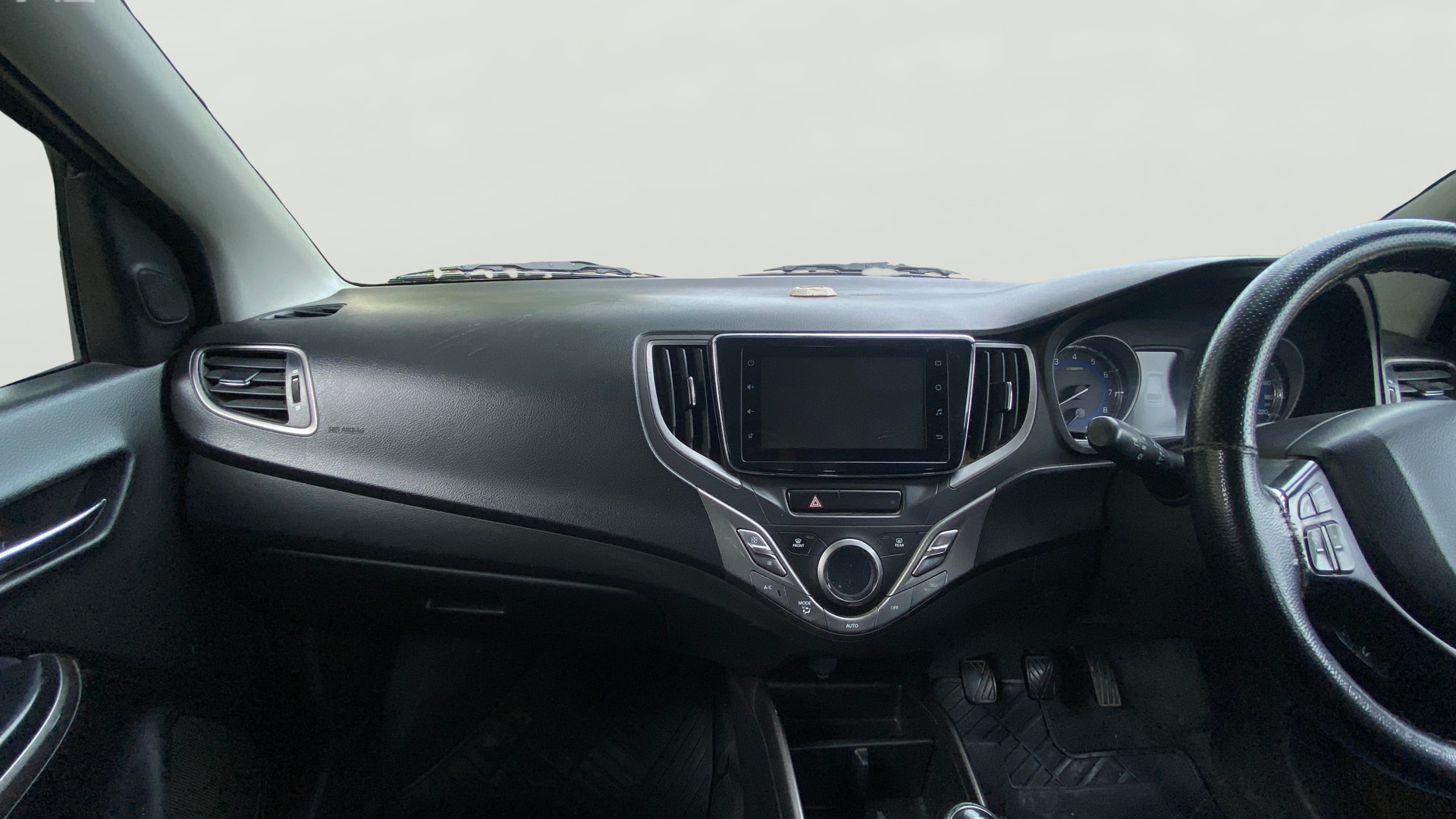 View 2019 Maruti Suzuki 1000 Base Variant Image 18 Used 2019 Maruti Suzuki 1000 Base Variant Image 18