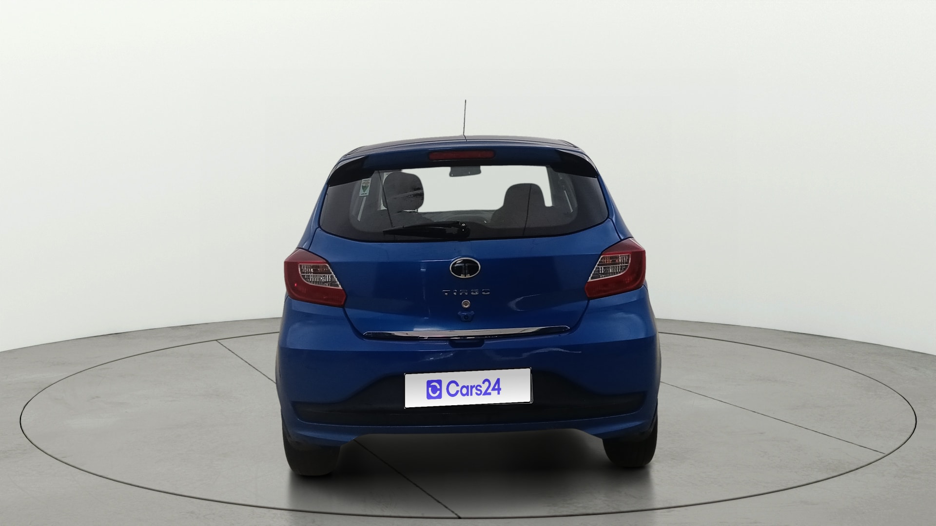 View 2024 Tata Tiago Revotorq XB Image 39 Used 2024 Tata Tiago Revotorq XB Image 39