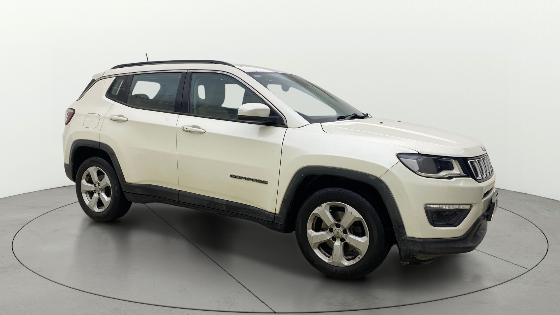 View 2017 Jeep Compass Longitude (O) 2.0 Diesel MT Image 13 Used 2017 Jeep Compass Longitude (O) 2.0 Diesel MT Image 13