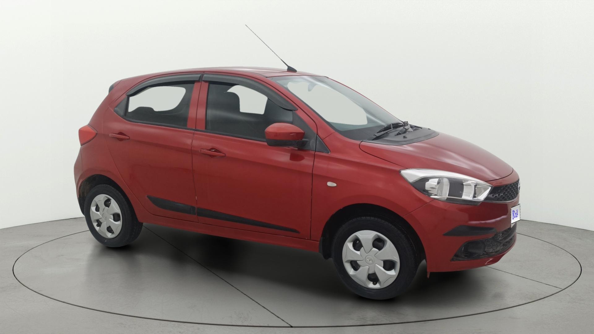 View 2019 Tata Tiago Revotorq XB Image 21 Used 2019 Tata Tiago Revotorq XB Image 21