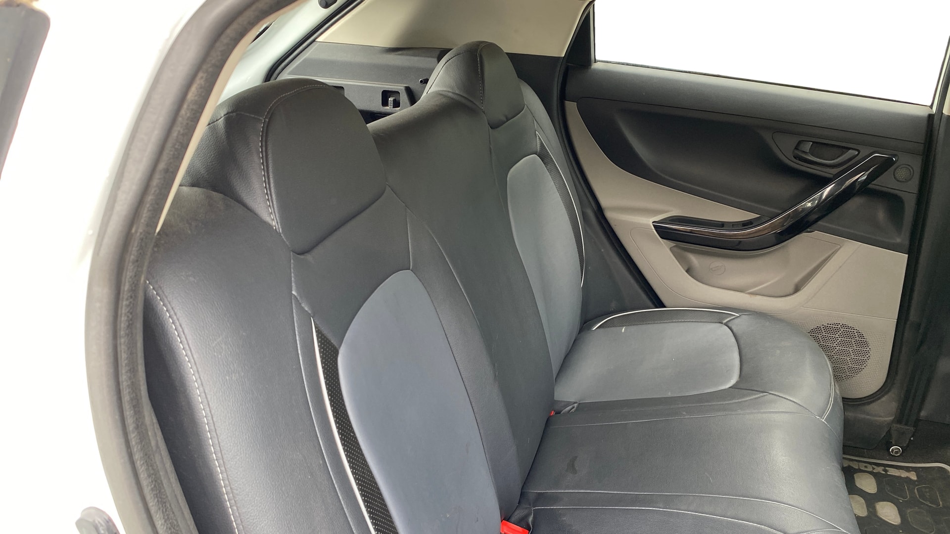 View 2019 Tata Nexon Revotron XM Image 33 Used 2019 Tata Nexon Revotron XM Image 33