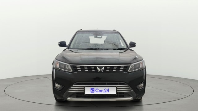 View Mahindra XUV300 Image 1 Used Mahindra XUV300 Image 1