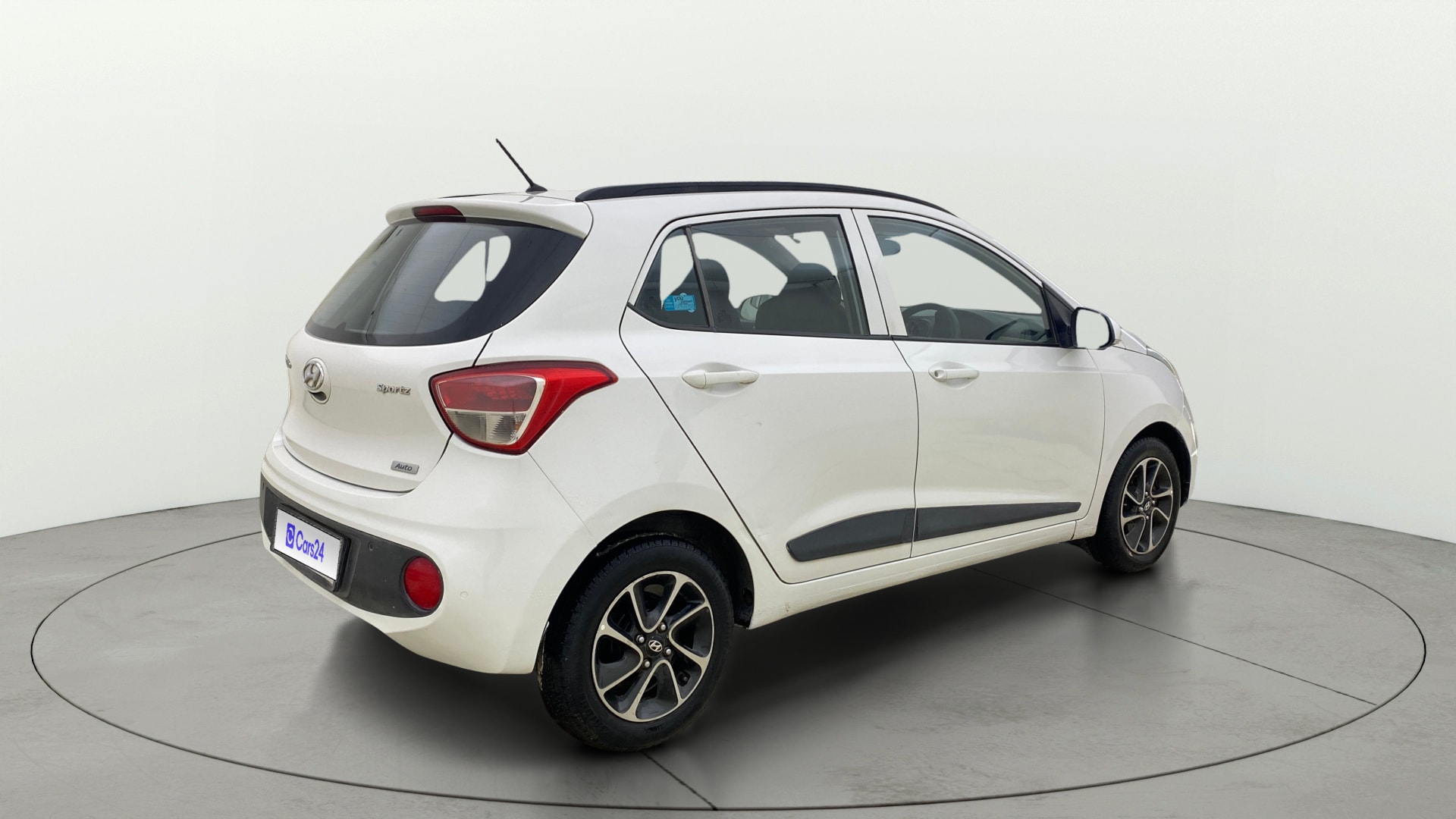 View 2017 Hyundai Grand i10 1.2 Sportz Petrol AT Image 42 Used 2017 Hyundai Grand i10 1.2 Sportz Petrol AT Image 42