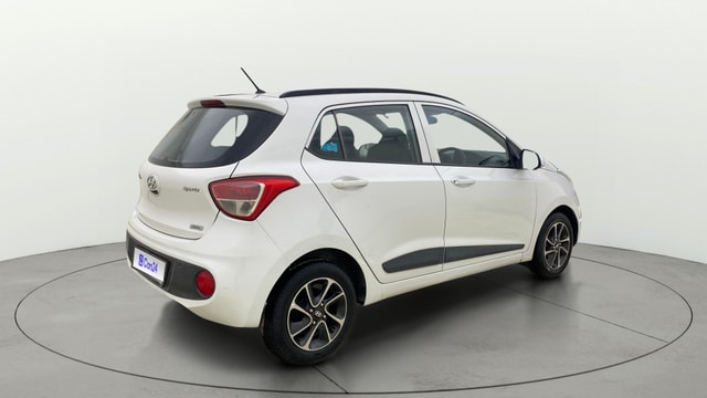 View Hyundai Grand i10 Image 42 Used Hyundai Grand i10 Image 42