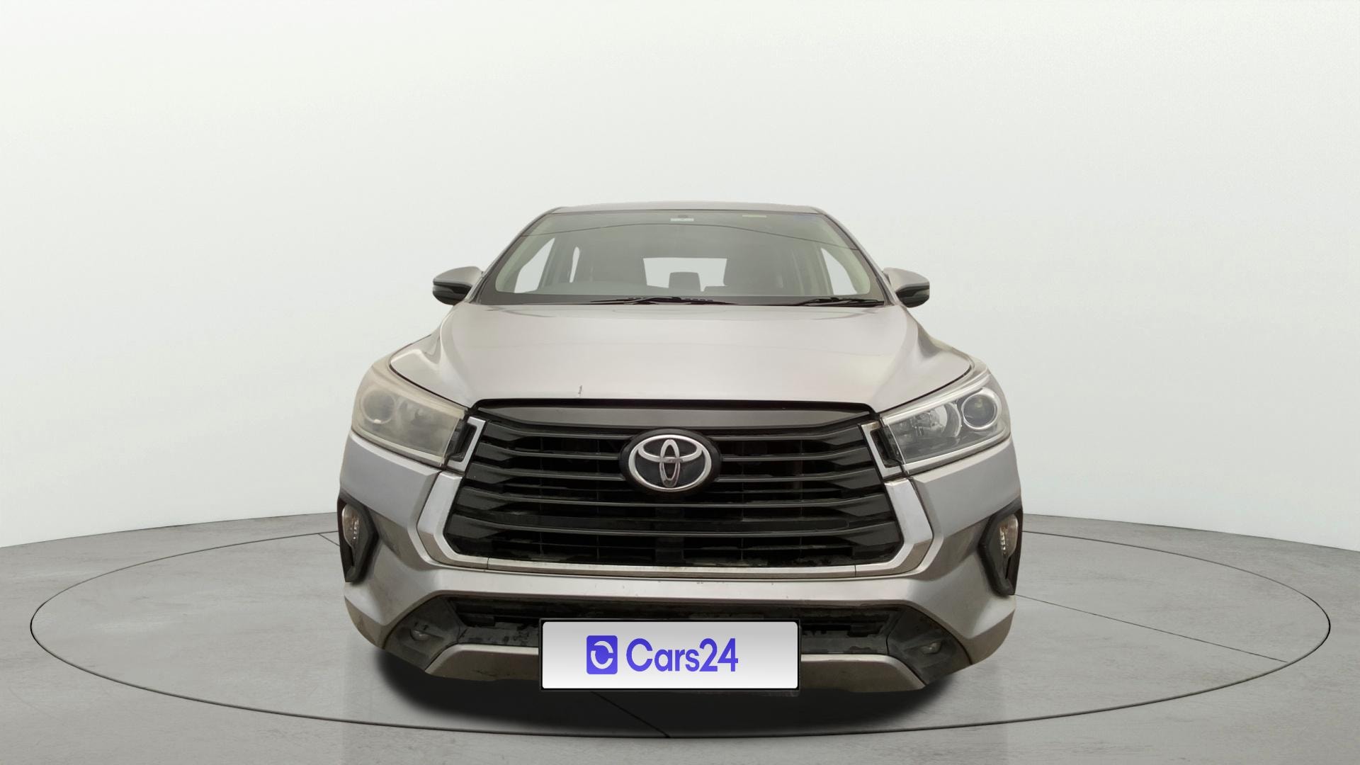 Used 2022 Toyota Innova Crysta Used 2022 Toyota Innova Crysta
