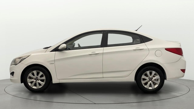 View Hyundai Verna Image 5 Used Hyundai Verna Image 5