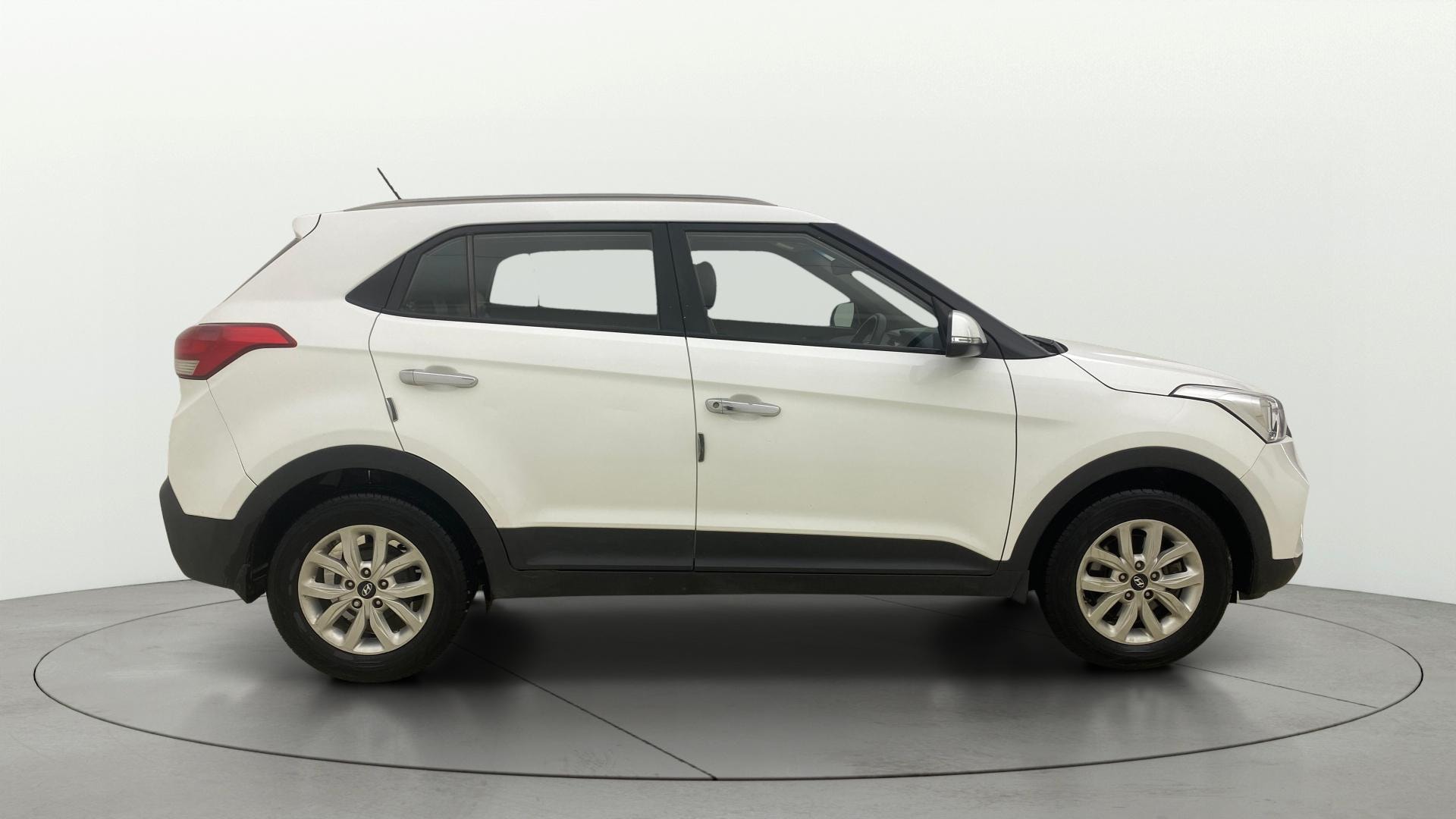 View 2019 Hyundai Creta 1.4 E Diesel Image 9 Used 2019 Hyundai Creta 1.4 E Diesel Image 9