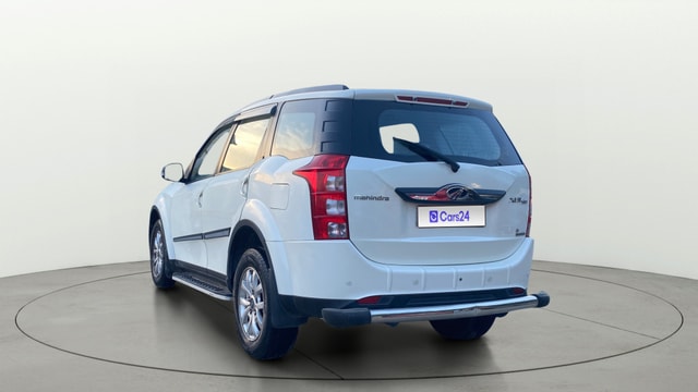 View Mahindra XUV500 Image 2 Used Mahindra XUV500 Image 2