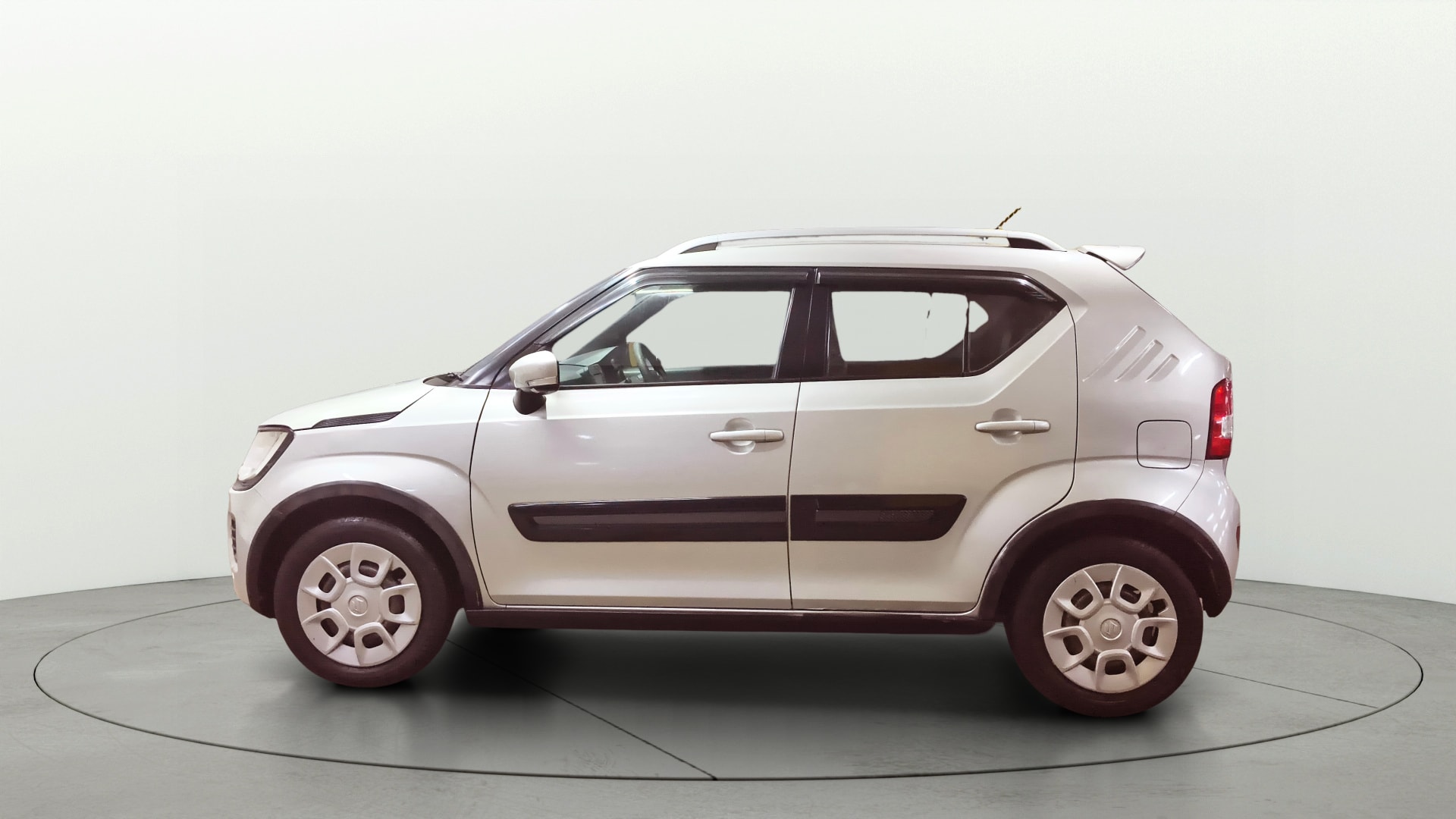 View 2021 Maruti Suzuki 1000 Base Variant Image 5 Used 2021 Maruti Suzuki 1000 Base Variant Image 5