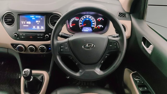 View Hyundai Grand i10 Image 20 Used Hyundai Grand i10 Image 20