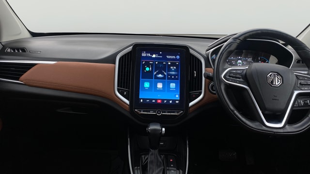 View MG Hector Plus Image 32 Used MG Hector Plus Image 32