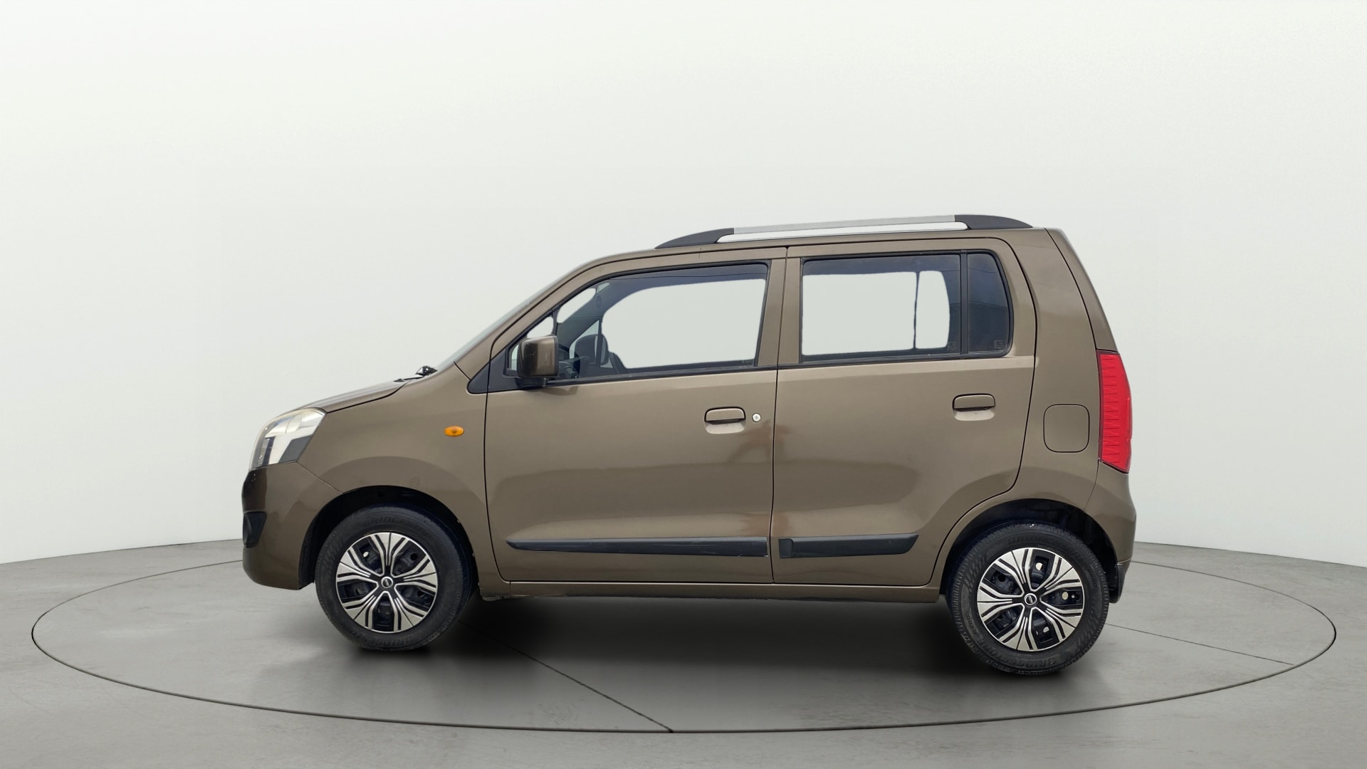 View 2015 Maruti Suzuki 1000 Base Variant Image 5 Used 2015 Maruti Suzuki 1000 Base Variant Image 5