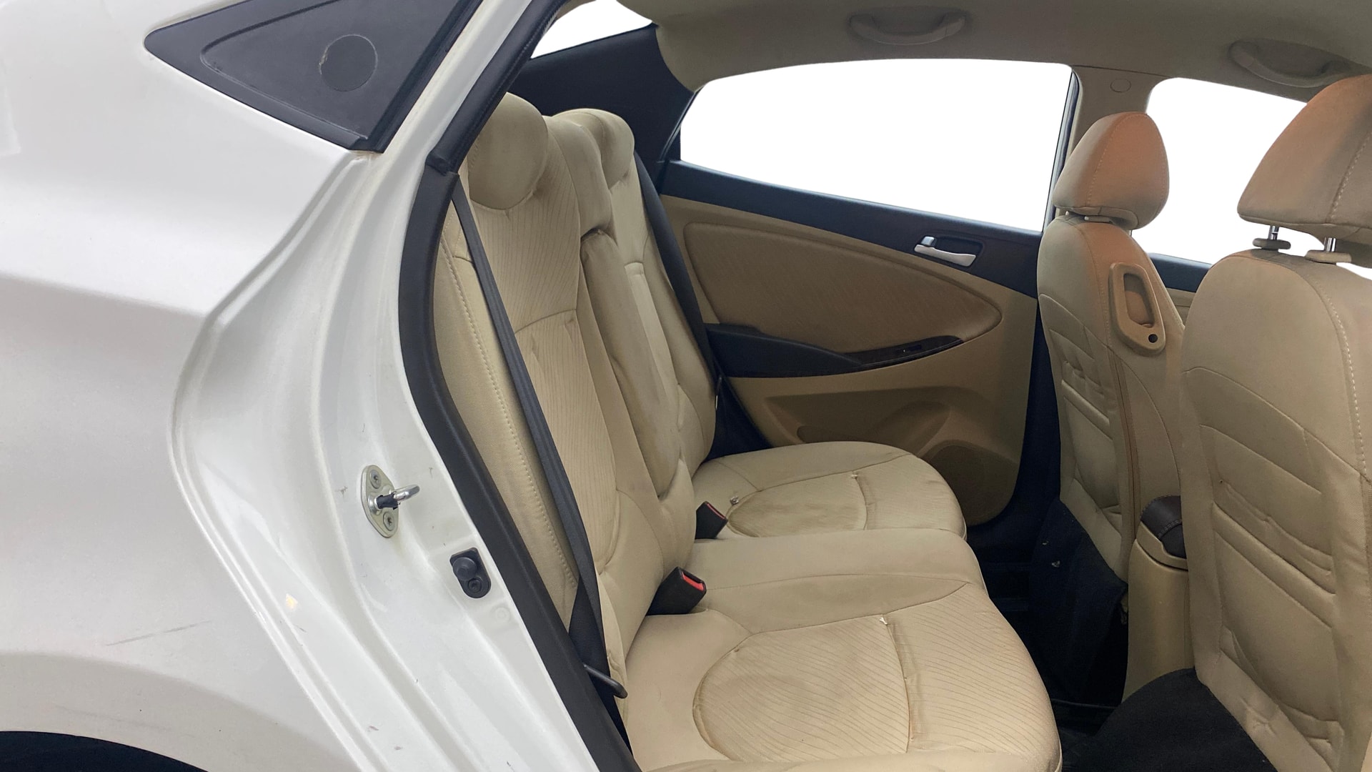 View 2015 Hyundai Fluidic Verna 1.4 CRDI Base Image 29 Used 2015 Hyundai Fluidic Verna 1.4 CRDI Base Image 29