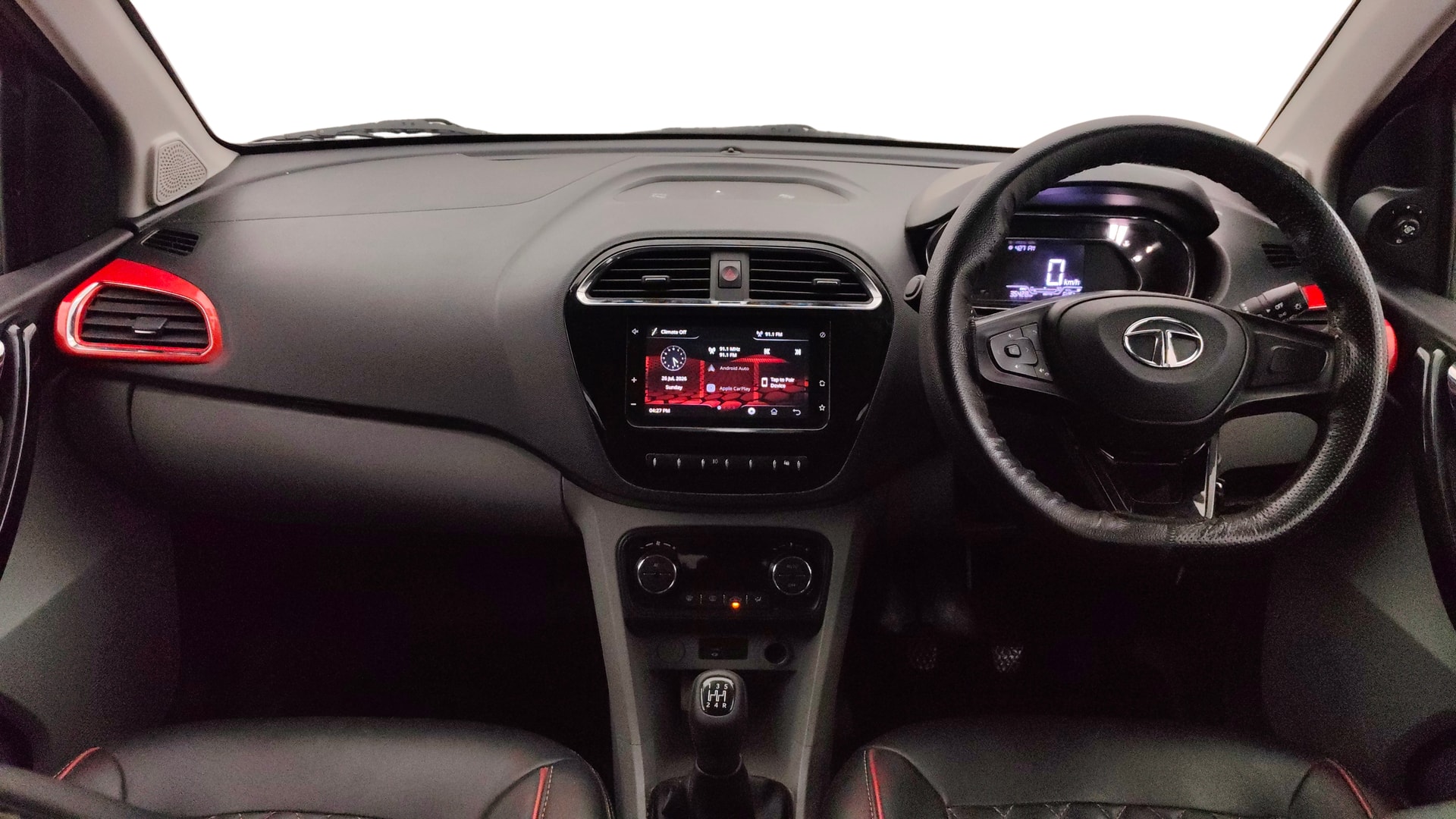 View 2020 Tata Tiago Revotorq XB Image 15 Used 2020 Tata Tiago Revotorq XB Image 15