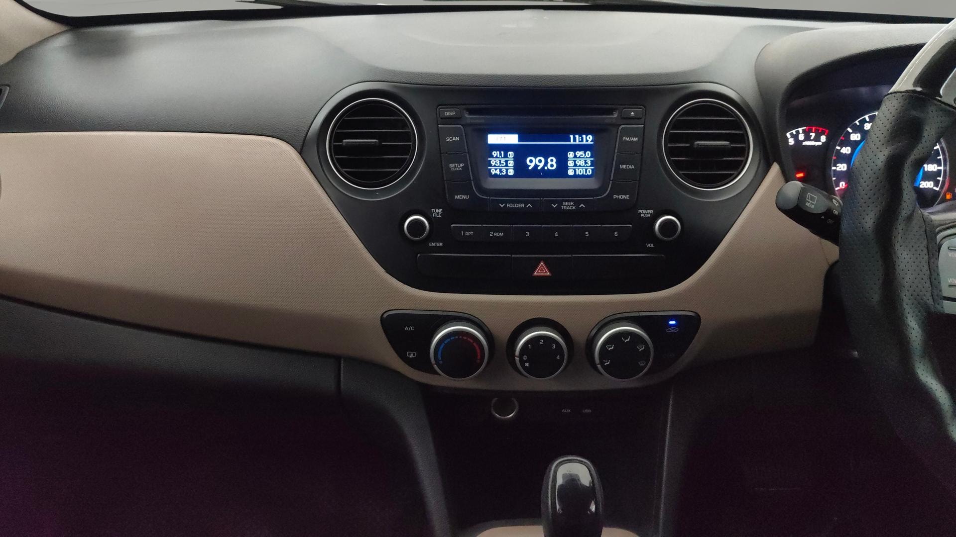 Used 2015 Hyundai Grand i10 Used 2015 Hyundai Grand i10