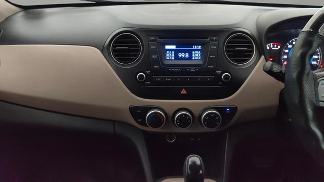 View Hyundai Grand i10 Image 17 Used Hyundai Grand i10 Image 17