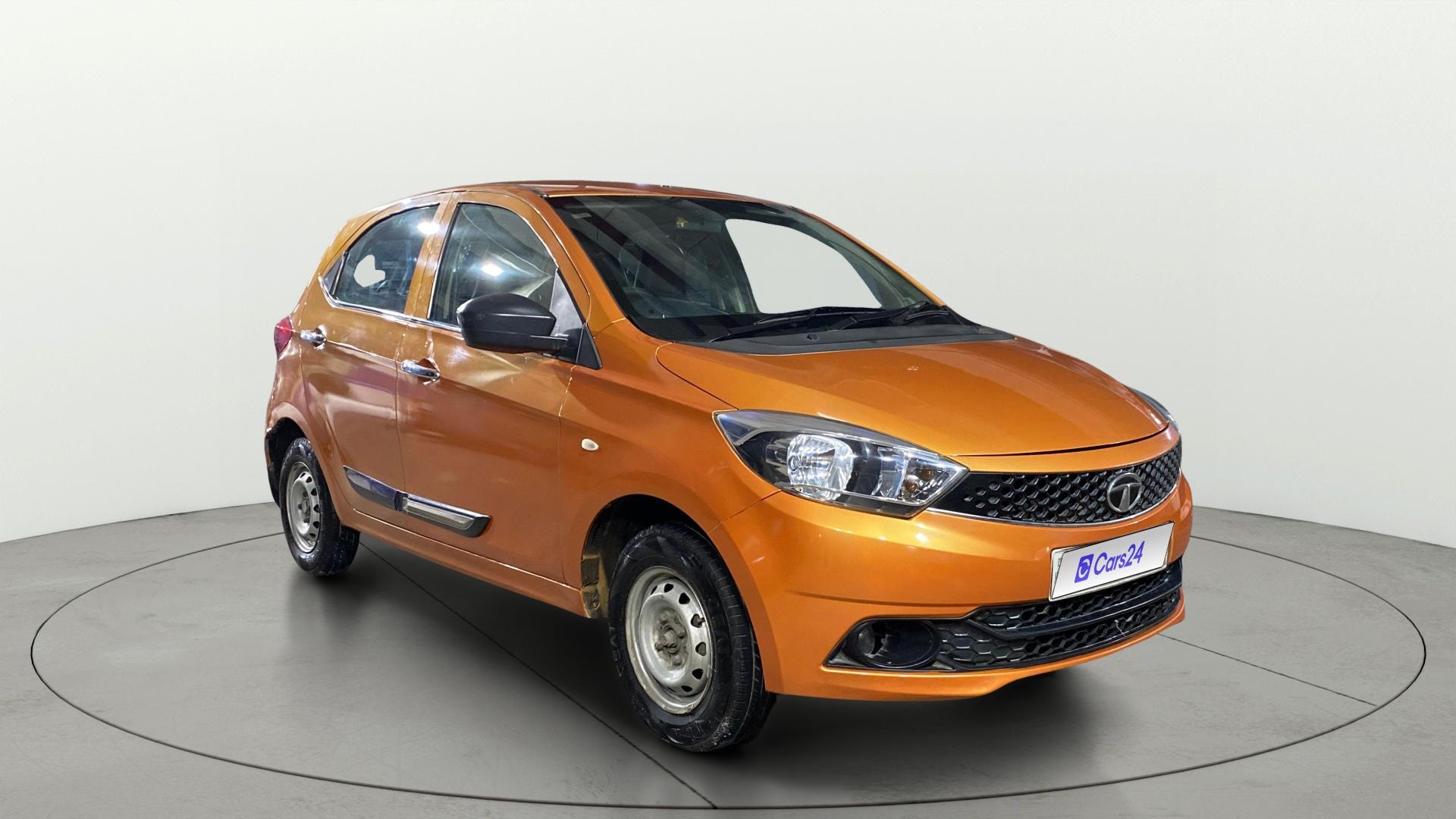 View 2018 Tata Tiago Revotorq XB Image 35 Used 2018 Tata Tiago Revotorq XB Image 35