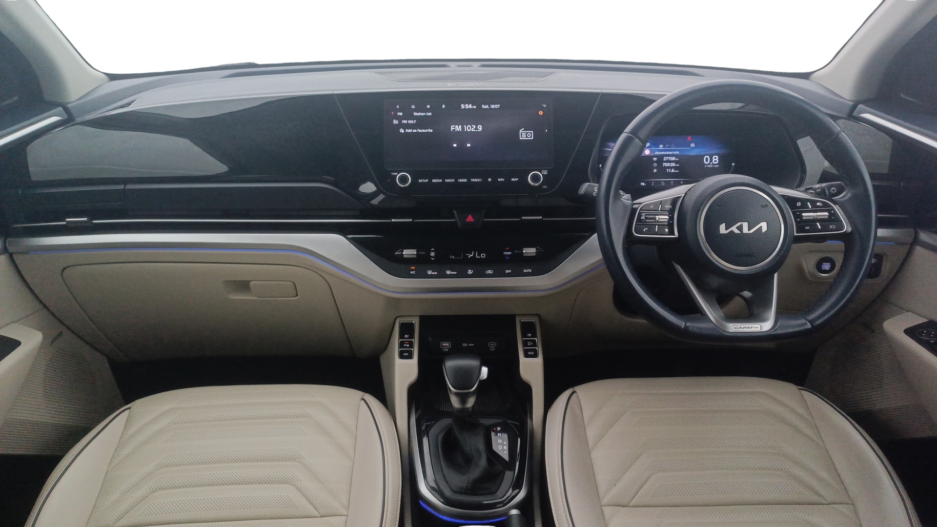 View 2024 Kia Carens Luxury Plus 1.5 Turbo Petrol DCT 7 STR Image 32 Used 2024 Kia Carens Luxury Plus 1.5 Turbo Petrol DCT 7 STR Image 32