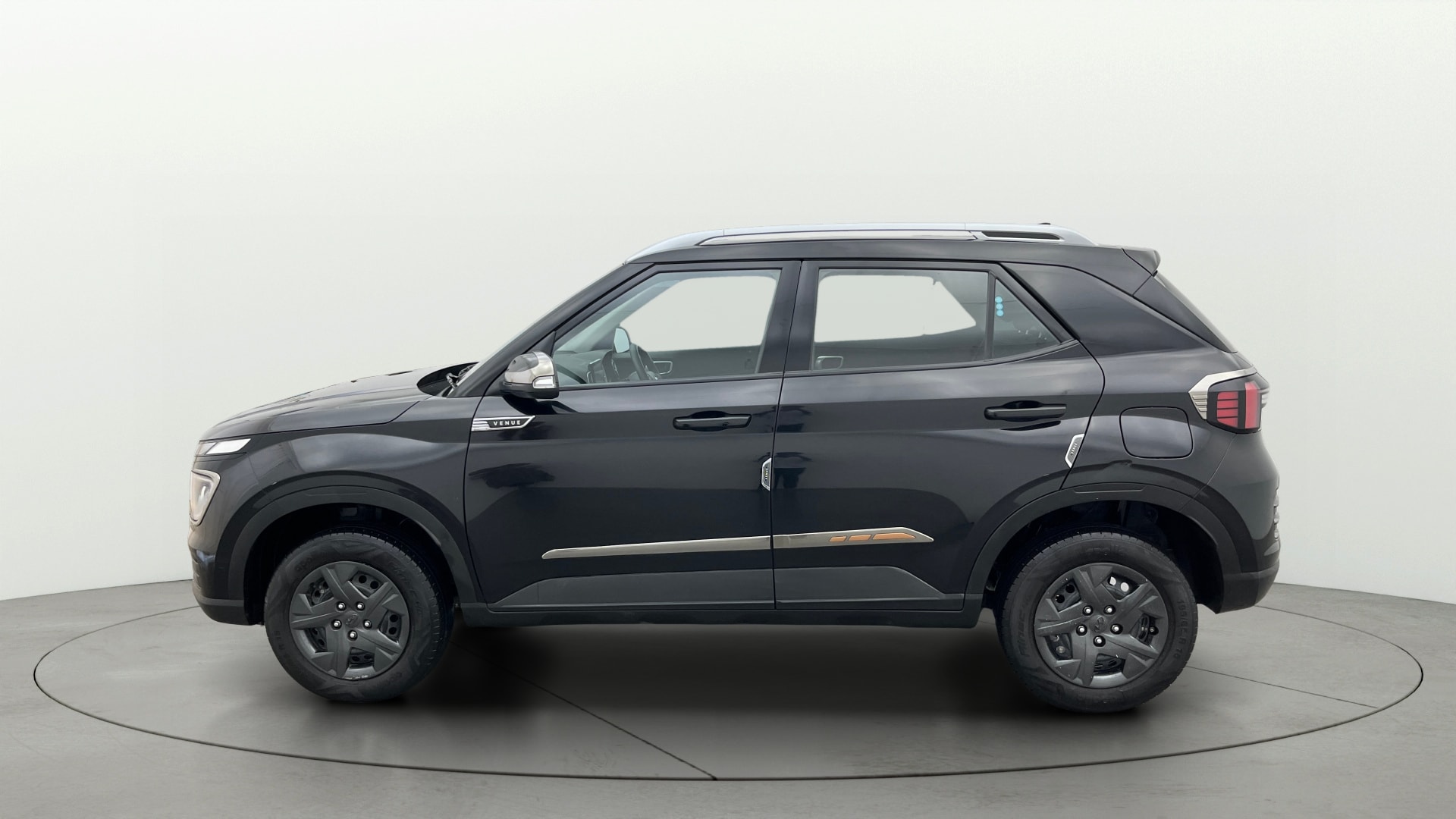 Used 2024 Hyundai Venue Used 2024 Hyundai Venue