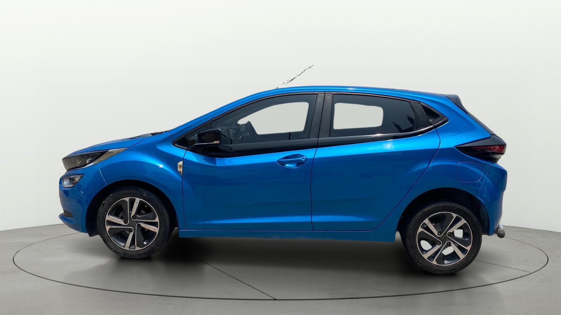 View 2021 Tata Altroz XZ Plus TC Petrol Image 6 Used 2021 Tata Altroz XZ Plus TC Petrol Image 6