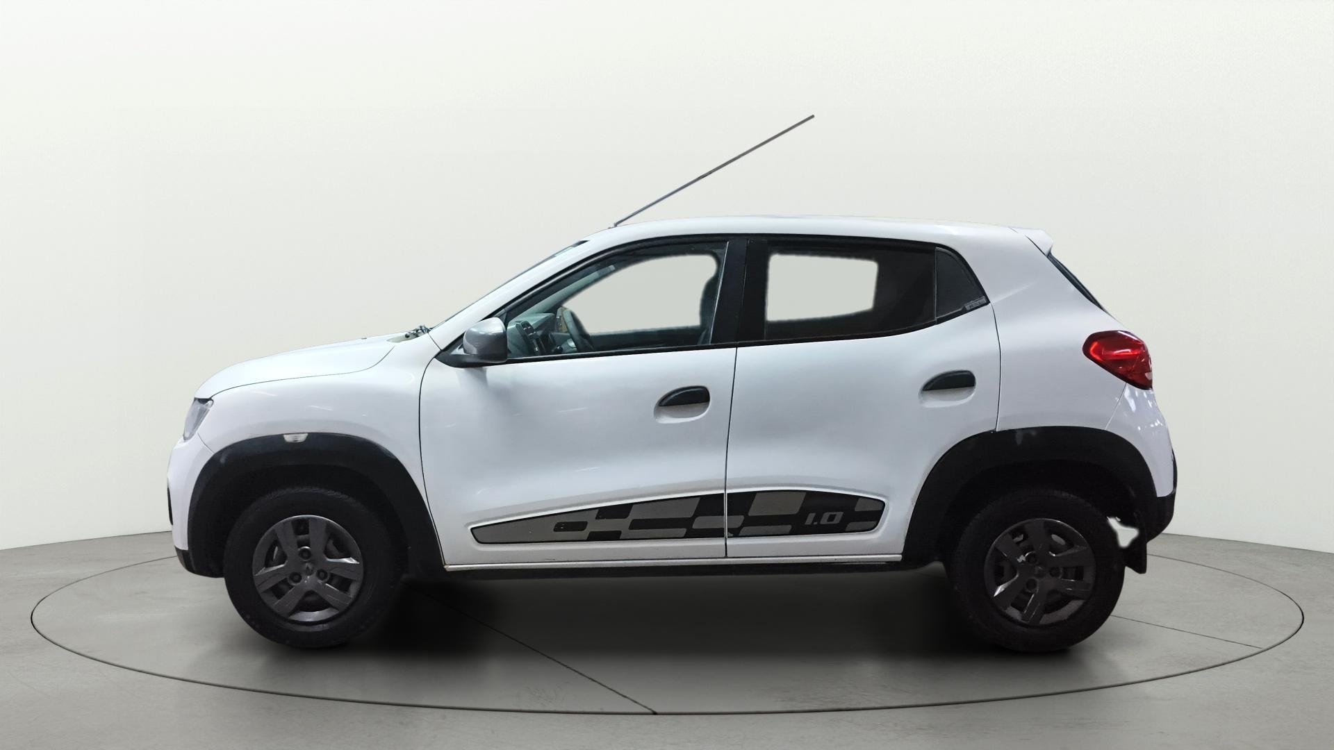 View 2017 Renault Kwid RXL 1.0 AMT BS IV Image 5 Used 2017 Renault Kwid RXL 1.0 AMT BS IV Image 5