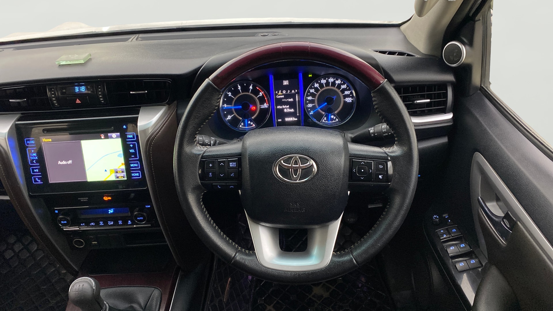 View 2017 Toyota Fortuner 2.8 4X2 MT Image 14 Used 2017 Toyota Fortuner 2.8 4X2 MT Image 14