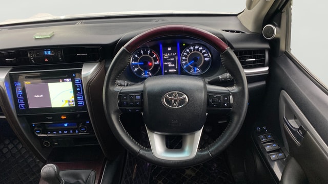 View Toyota Fortuner Image 14 Used Toyota Fortuner Image 14