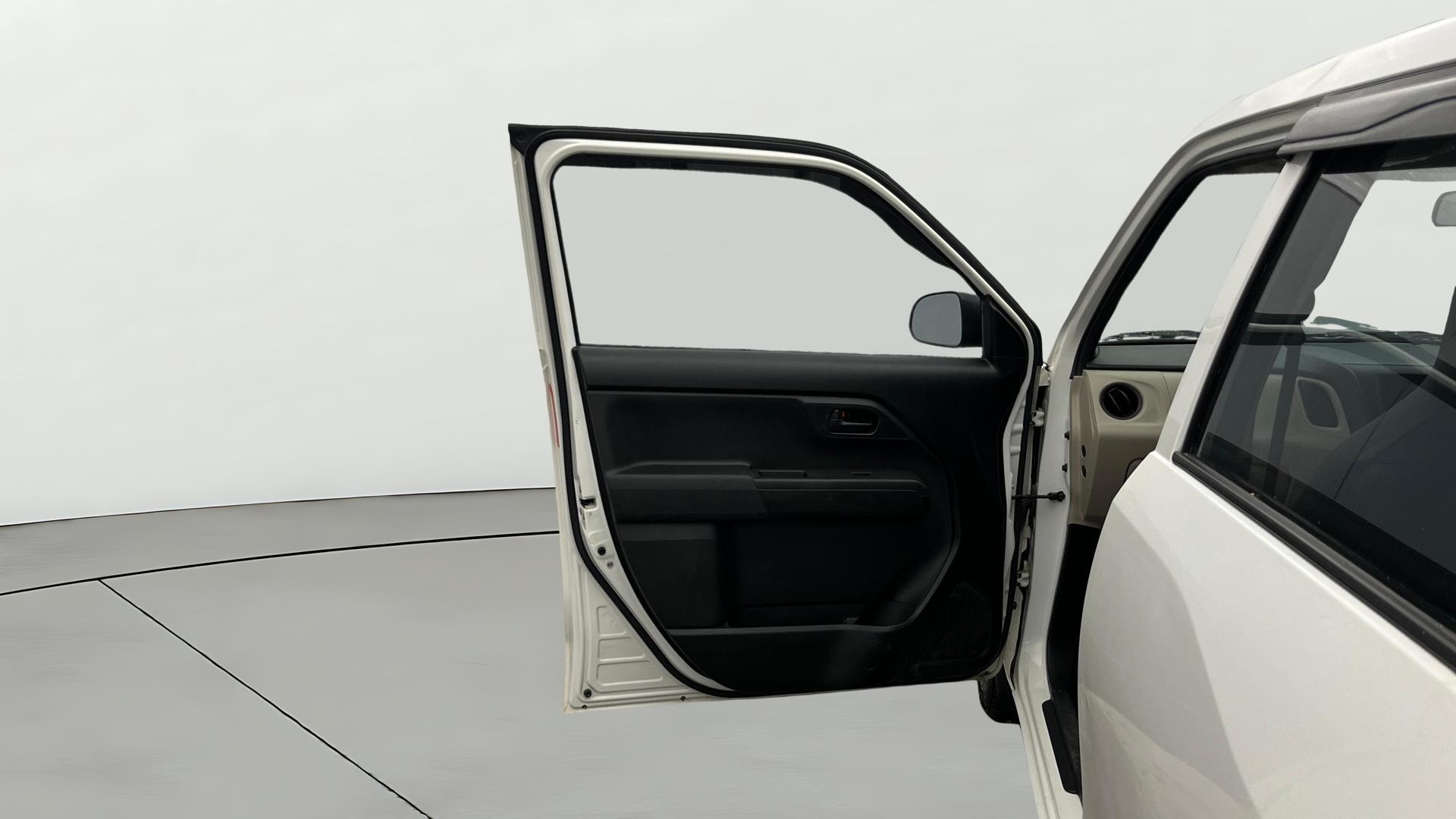 View 2023 Maruti Suzuki 1000 Base Variant Image 30 Used 2023 Maruti Suzuki 1000 Base Variant Image 30