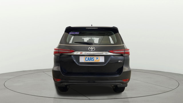 View Toyota Fortuner Image 44 Used Toyota Fortuner Image 44