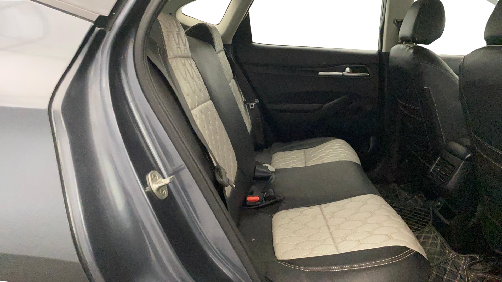 View 2021 Kia Seltos HTK Diesel Image 10 Used 2021 Kia Seltos HTK Diesel Image 10