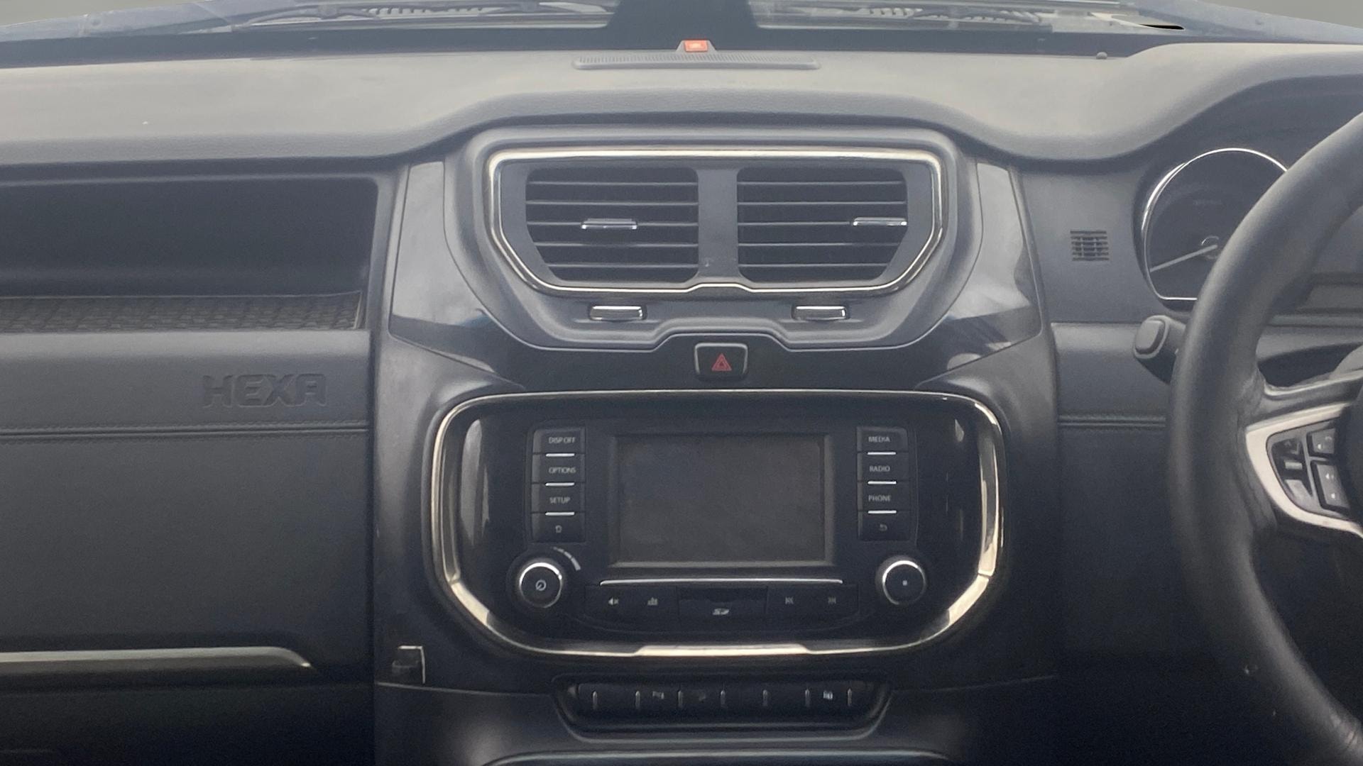 View 2017 Tata Hexa XT 4X4 Image 33 Used 2017 Tata Hexa XT 4X4 Image 33