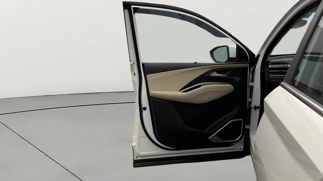 View MG Hector Image 39 Used MG Hector Image 39