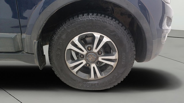 View Tata Hexa Image 43 Used Tata Hexa Image 43