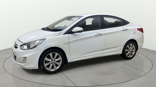 View Hyundai Fluidic Verna Image 35 Used Hyundai Fluidic Verna Image 35
