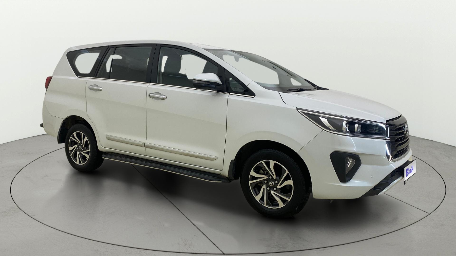 View 2023 Toyota Innova Crysta 2.7 VX MT 7-Seater BS IV Image 38 Used 2023 Toyota Innova Crysta 2.7 VX MT 7-Seater BS IV Image 38
