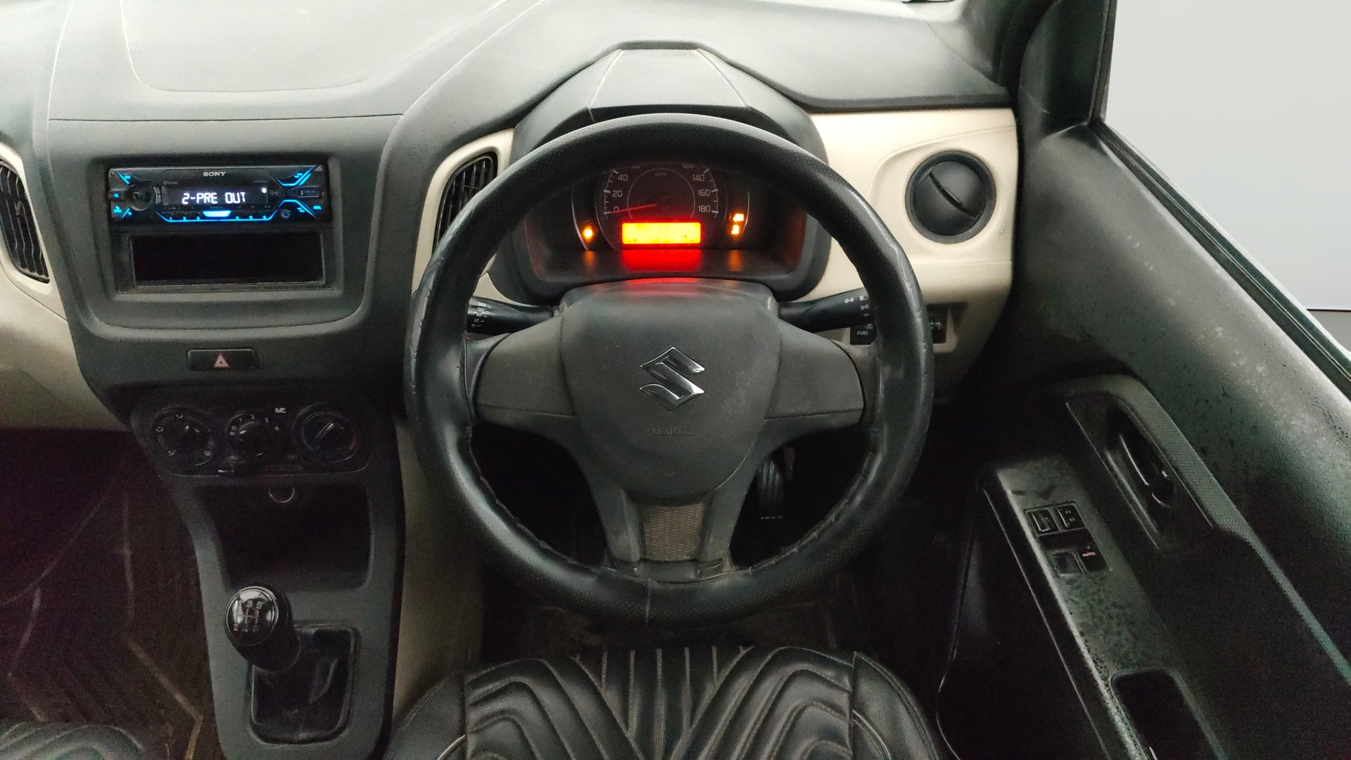 View 2019 Maruti Suzuki 1000 Base Variant Image 20 Used 2019 Maruti Suzuki 1000 Base Variant Image 20