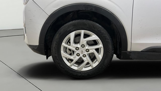 View Mahindra XUV300 Image 29 Used Mahindra XUV300 Image 29