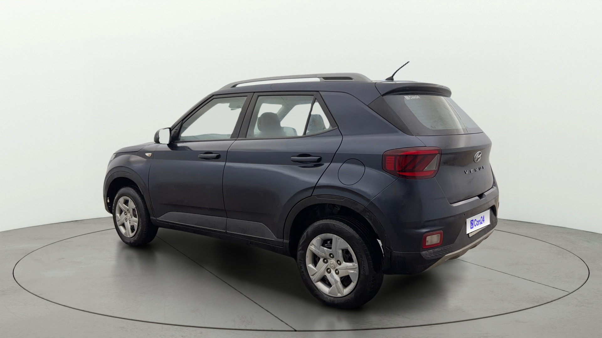 View 2022 Hyundai Venue S 1.2 Petrol Image 2 Used 2022 Hyundai Venue S 1.2 Petrol Image 2