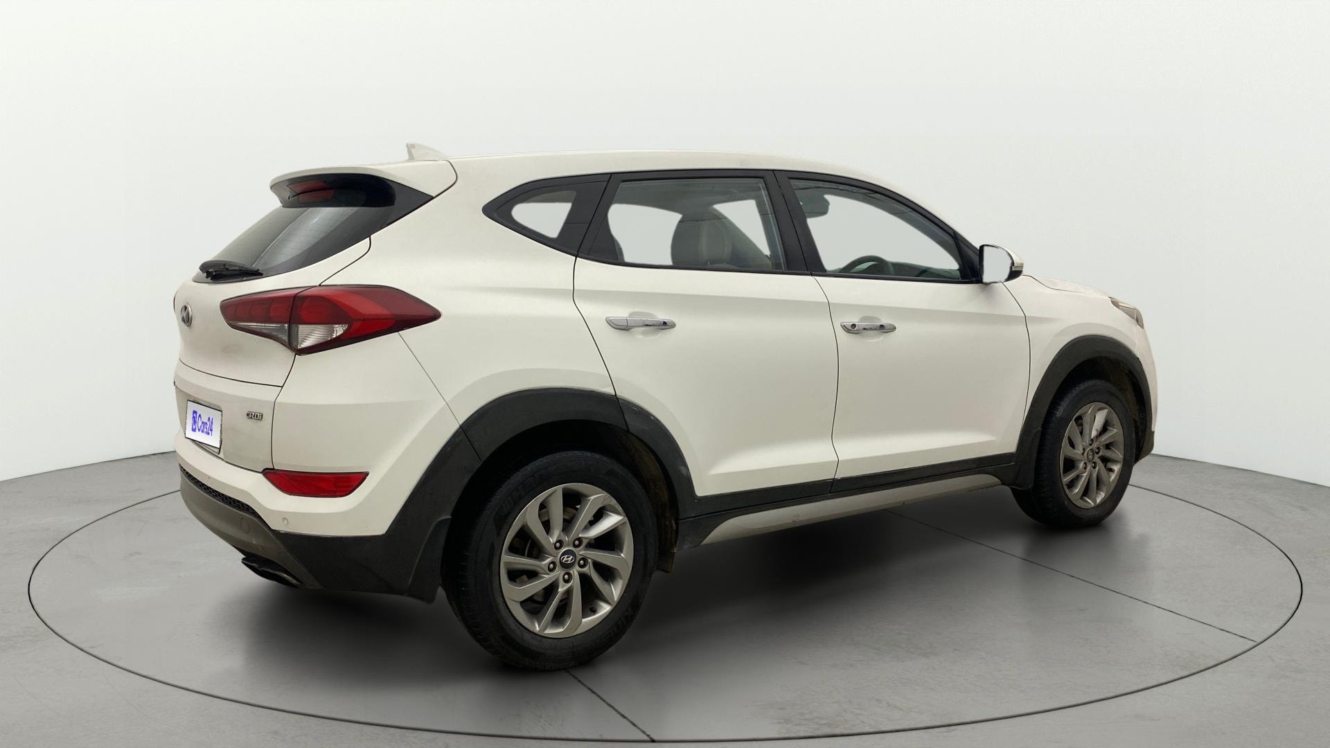 View 2018 Hyundai Tucson R 2.0 6-Speed Manual Base BS IV Image 44 Used 2018 Hyundai Tucson R 2.0 6-Speed Manual Base BS IV Image 44