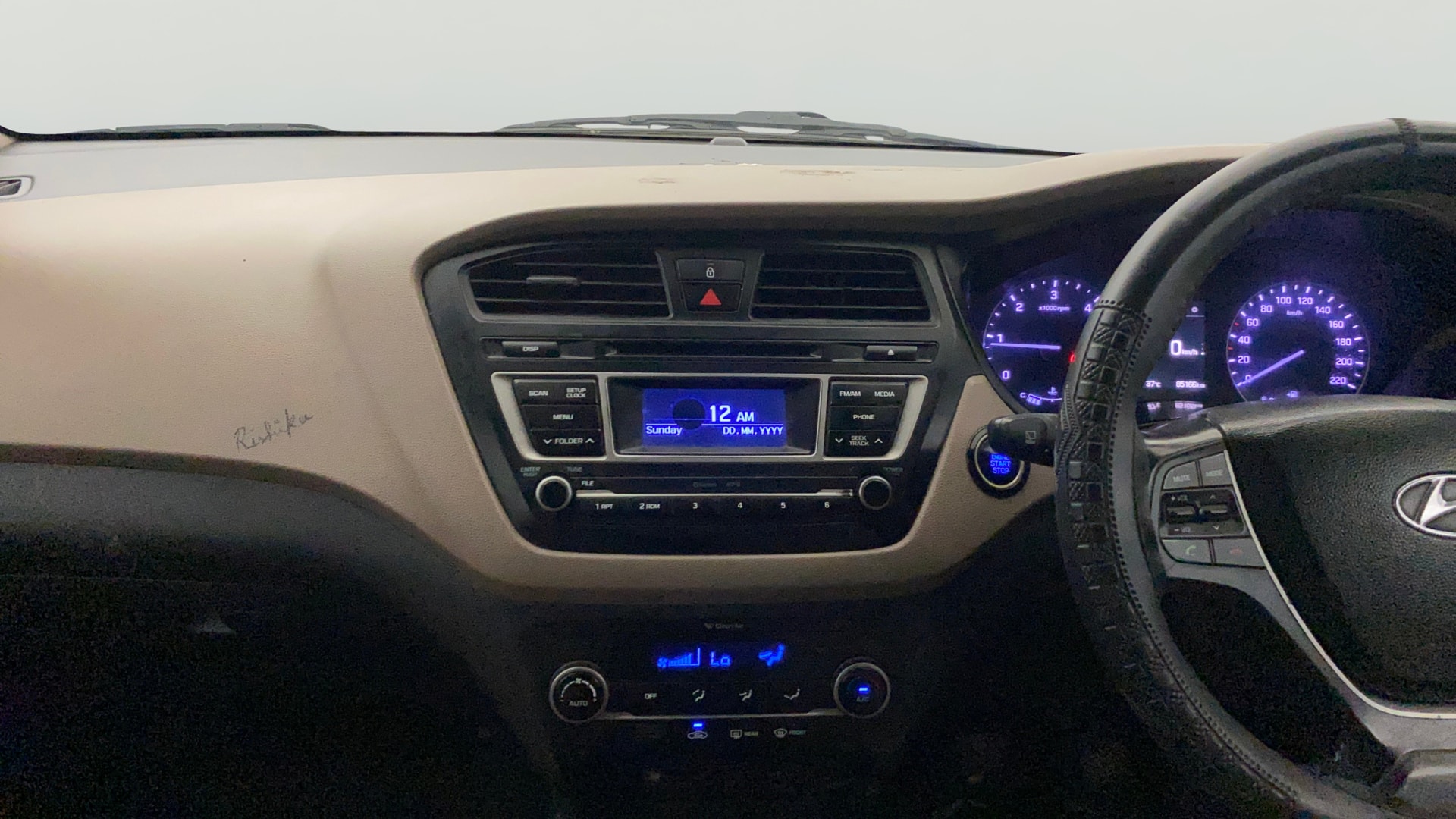 View 2015 Hyundai Elite i20 1.4 Asta Diesel Image 17 Used 2015 Hyundai Elite i20 1.4 Asta Diesel Image 17