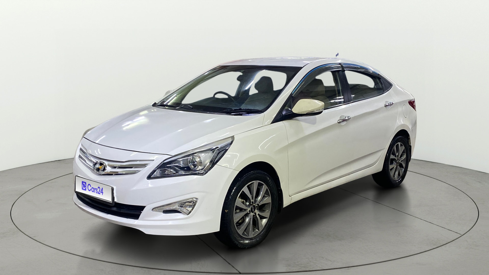 View 2015 Hyundai Fluidic Verna 1.6 VTVT S O Image 21 Used 2015 Hyundai Fluidic Verna 1.6 VTVT S O Image 21