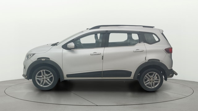 View Renault Triber Image 27 Used Renault Triber Image 27