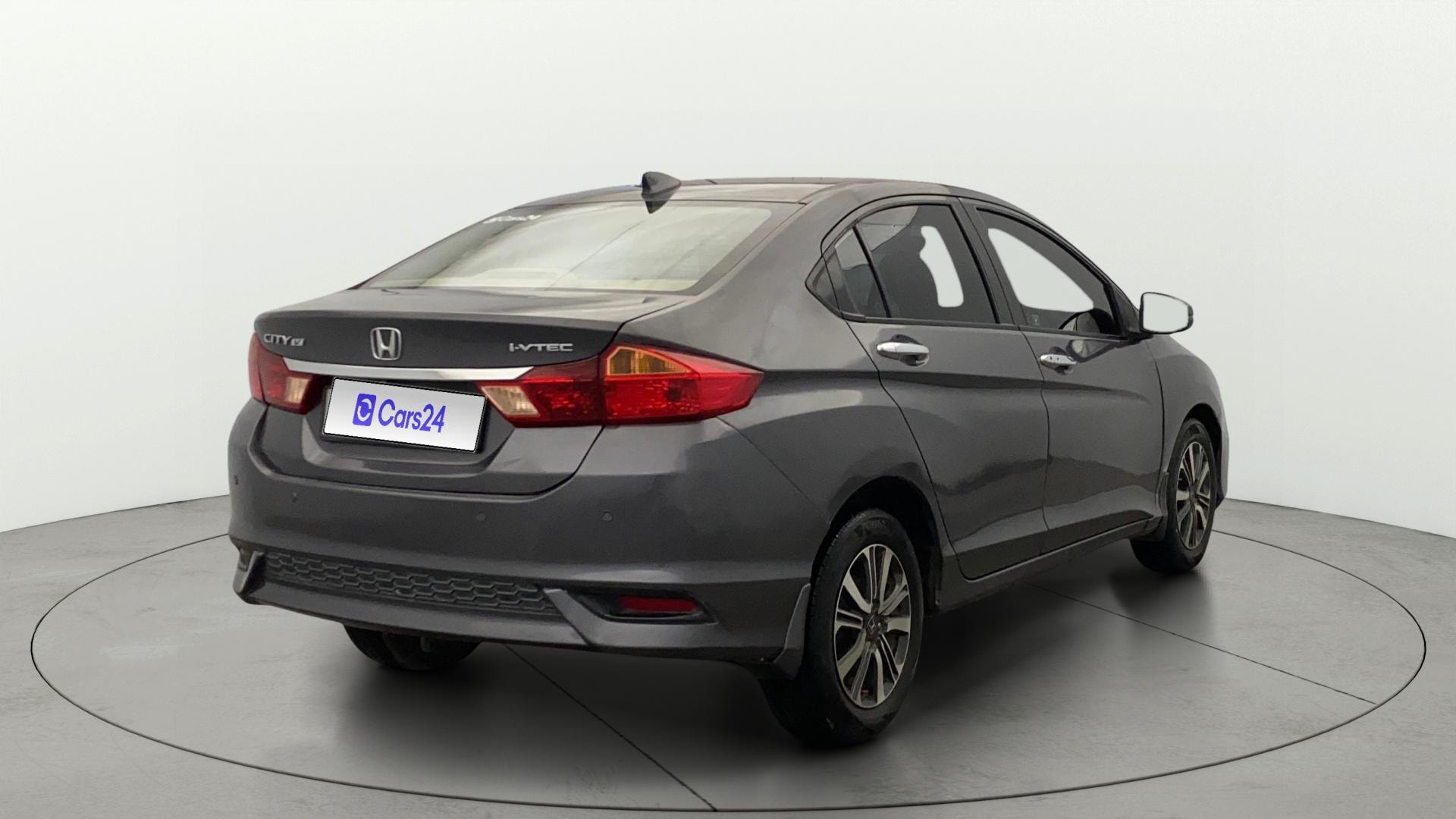 View 2017 Honda City ZX MT Diesel Anniversary Edition Image 48 Used 2017 Honda City ZX MT Diesel Anniversary Edition Image 48