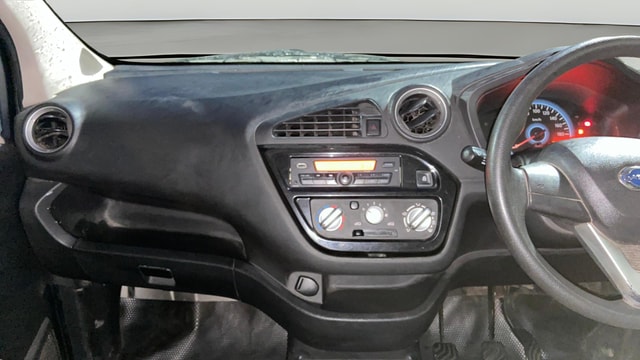 View Datsun Redi GO Image 17 Used Datsun Redi GO Image 17