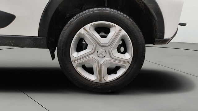 View Tata Nexon Image 11 Used Tata Nexon Image 11