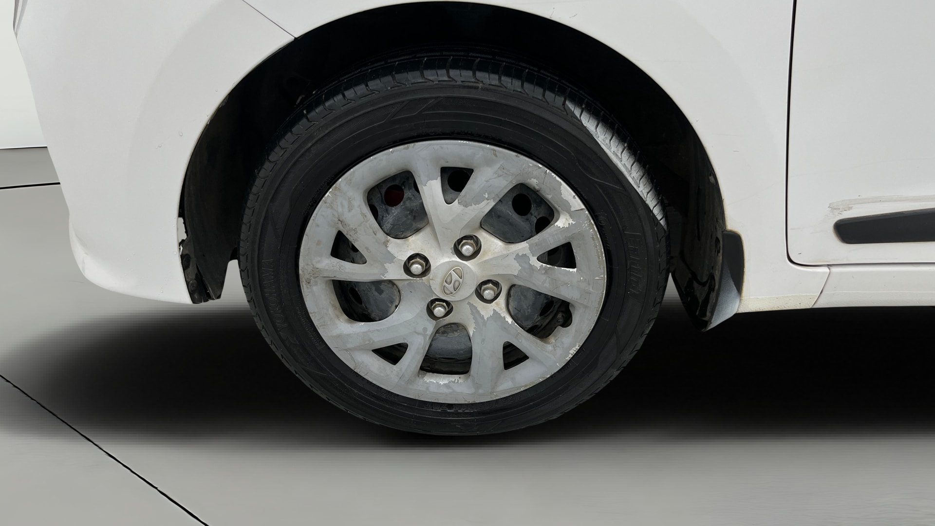 View 2019 Hyundai Grand i10 Sportz 1.2 Kappa Image 34 Used 2019 Hyundai Grand i10 Sportz 1.2 Kappa Image 34