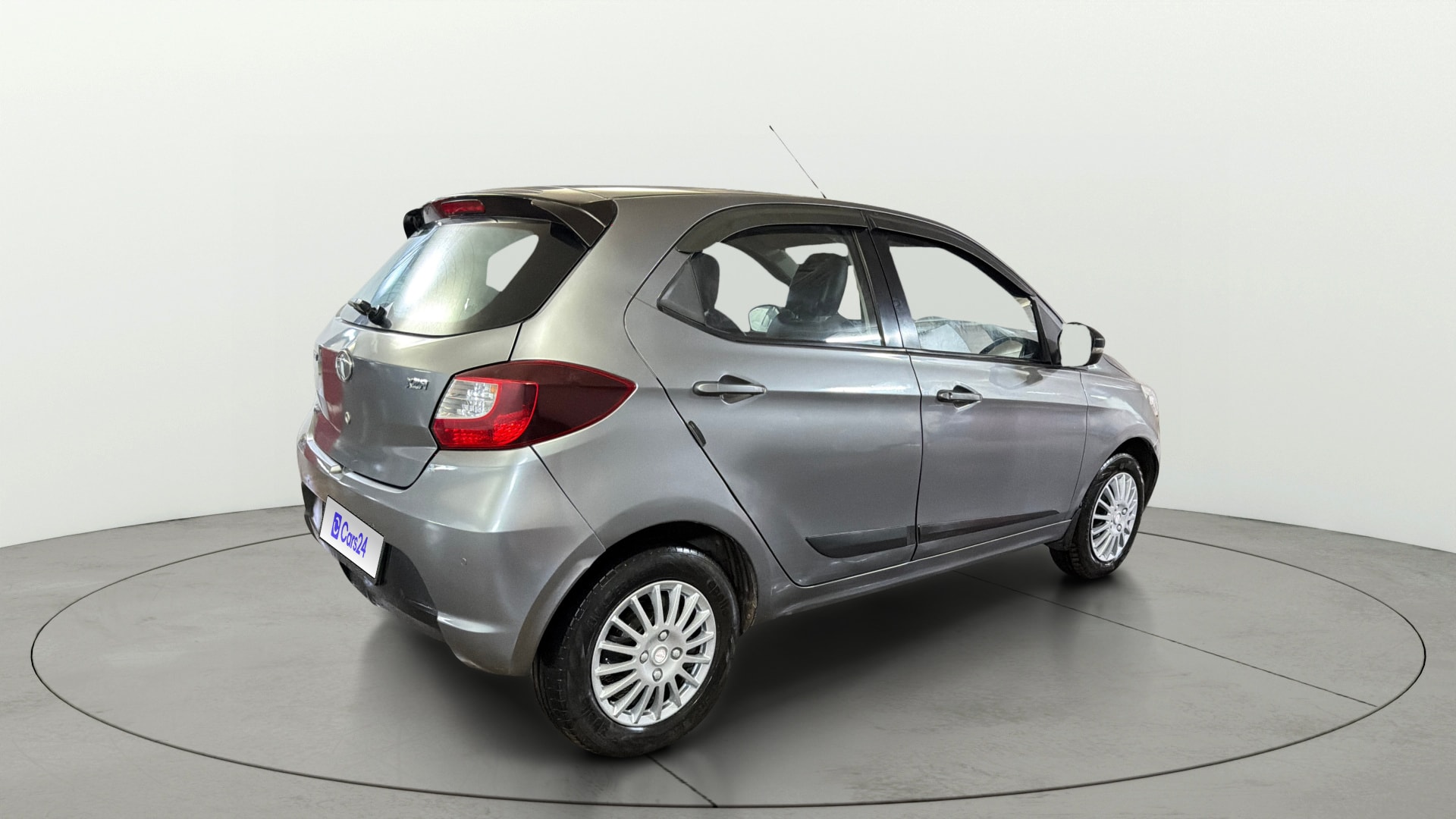 View 2019 Tata Tiago Revotorq XB Image 42 Used 2019 Tata Tiago Revotorq XB Image 42